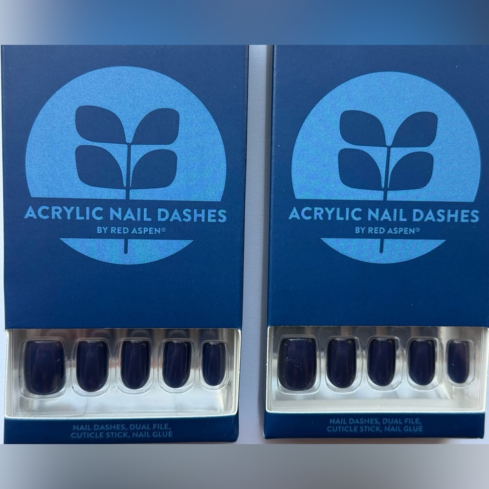 Red Aspen Acrylic Nail Dashes “Frozen Fraya” – Set of 2 – New